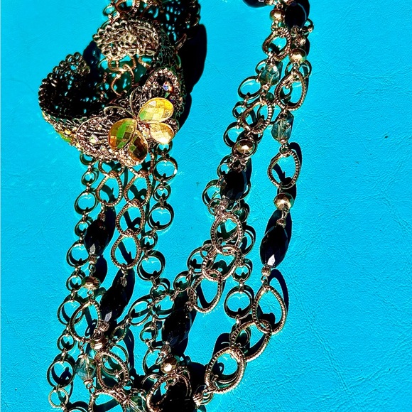 FINAL PRICE! 2 Lovely Gold Necklaces 40+” & a Stunning Golden Butterfly Cuff - Picture 8 of 10